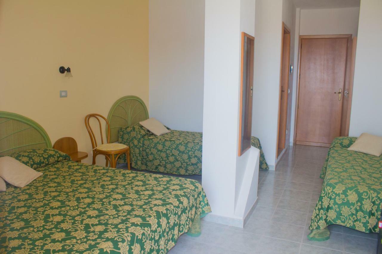 Hotel Grotticelle Capo Vaticano Kültér fotó